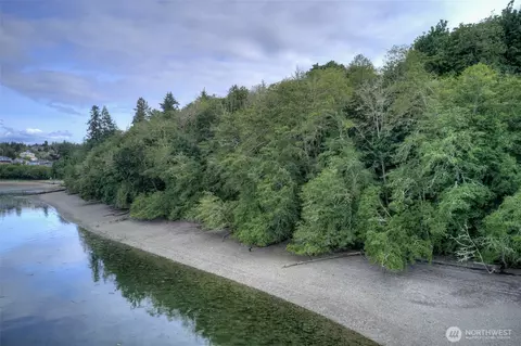 8237 Bainbridge Loop NE, Lacey, WA 98516 photo 29