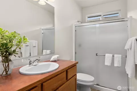 8237 Bainbridge Loop NE, Lacey, WA 98516 photo 9