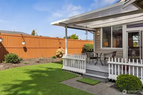 8237 Bainbridge Loop NE, Lacey, WA 98516 photo 14
