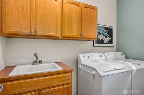 8237 Bainbridge Loop NE, Lacey, WA 98516 photo 12