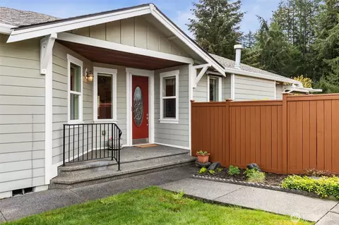8237 Bainbridge Loop NE, Lacey, WA 98516 photo 18