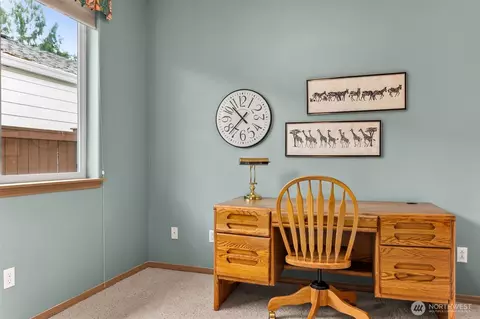 8237 Bainbridge Loop NE, Lacey, WA 98516 photo 10