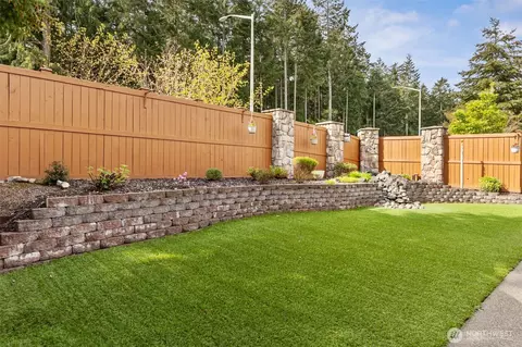 8237 Bainbridge Loop NE, Lacey, WA 98516 photo 16