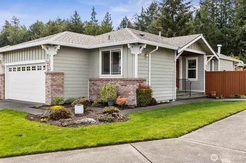 8237 Bainbridge Loop NE, Lacey, WA 98516