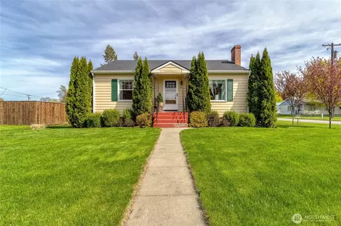721 Main St, Waitsburg, WA 99361