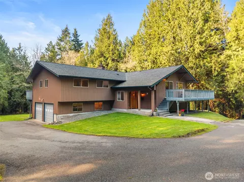 24513 Port Gamble Rd, Poulsbo, WA 98370
