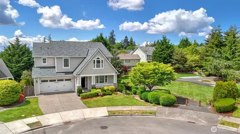 8826 138th Ct SE, Newcastle, WA 98059