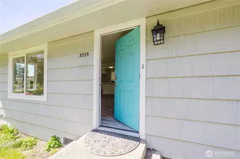 3335 Trenton Ave NE, Bremerton, WA 98310