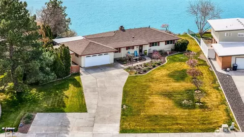 338 N Crestview Dr, Moses Lake, WA 98837