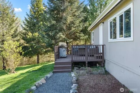 151 Deer Haven Dr, Winlock, WA 98596 photo 4
