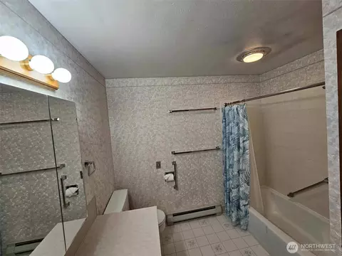 Bath - 1301 S Third Ave, Sequim, WA 98382 photo 1 of 1