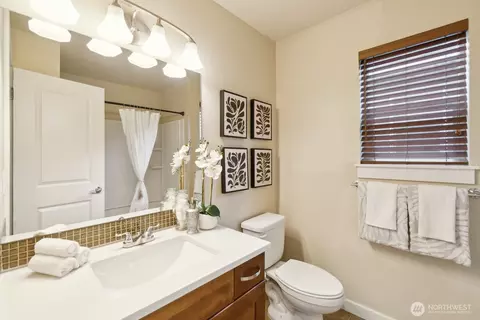 Bath - 3221 139th Pl SE, Mill Creek, WA 98012 photo 4 of 5