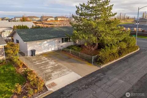 262 G St SE, Ephrata, WA 98823