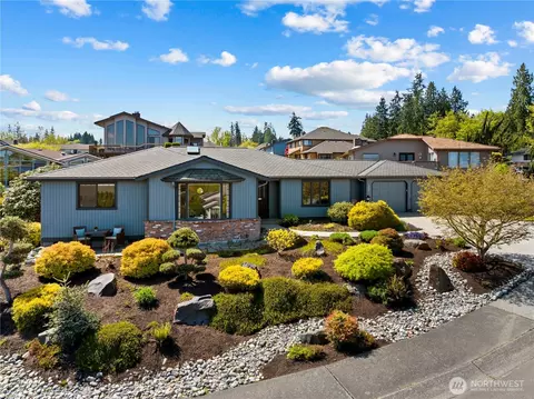 10605 44th Ave SE, Everett, WA 98208