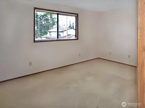 Bedroom - 6708 Beverly Blvd, Everett, WA 98203 photo 2 of 3
