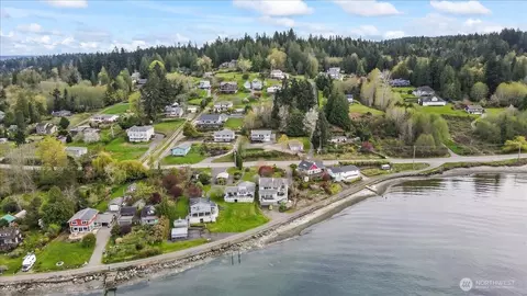 9360 SE Southworth Dr, Port Orchard, WA 98366