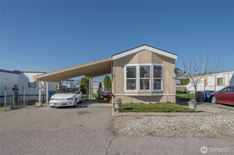 211 Pace Dr #11, East Wenatchee, WA 98802