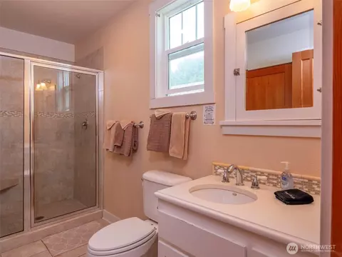 Bath - 352 Spath Rd, Sequim, WA 98382 photo 1 of 2