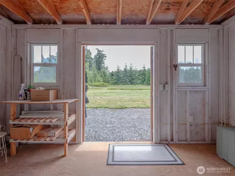 Entry Way - 352 Spath Rd, Sequim, WA 98382 photo 2 of 2