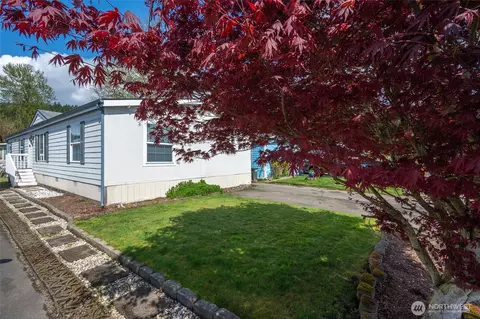 15915 55th St E, Sumner, WA 98390 photo 2