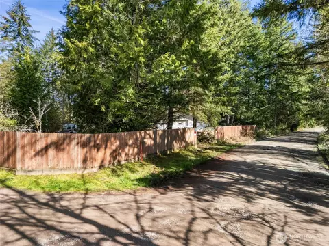 1400 E Rasor Rd, Belfair, WA 98528 photo 11