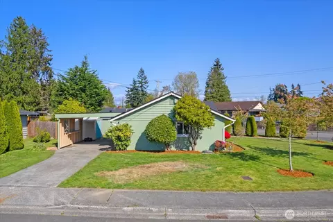 Exterior - 626 Legion Dr, Everett, WA 98201 photo 6 of 10