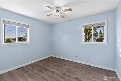 Bedroom - 626 Legion Dr, Everett, WA 98201 photo 3 of 4