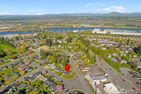 View/Area - 626 Legion Dr, Everett, WA 98201 photo 4 of 7