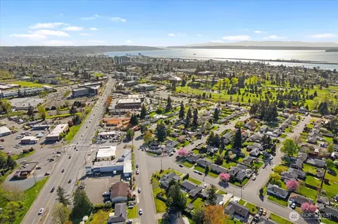 View/Area - 626 Legion Dr, Everett, WA 98201 photo 7 of 7