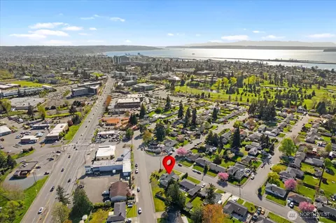View/Area - 626 Legion Dr, Everett, WA 98201 photo 6 of 7