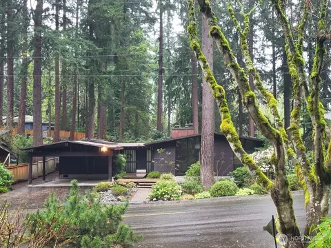 134 SW 202nd St, Normandy Park, WA 98166