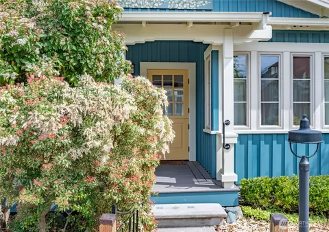 303 Castellano Way #4, Port Townsend, WA 98368