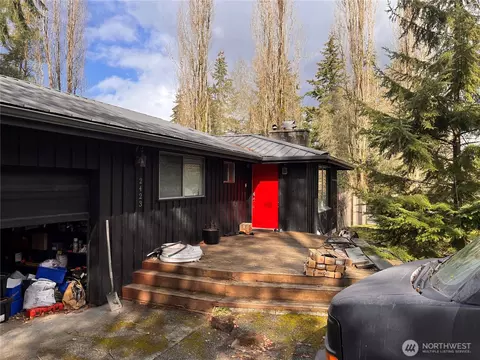 2423 Old Lakeway Dr, Bellingham, WA 98229
