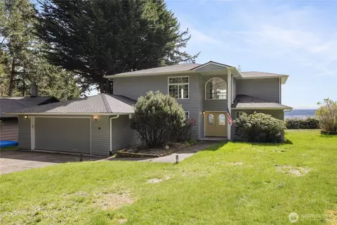 10227 Totem Way, Anderson Island, WA 98303
