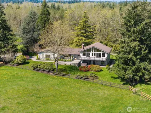 23215 54th St E, Buckley, WA 98321