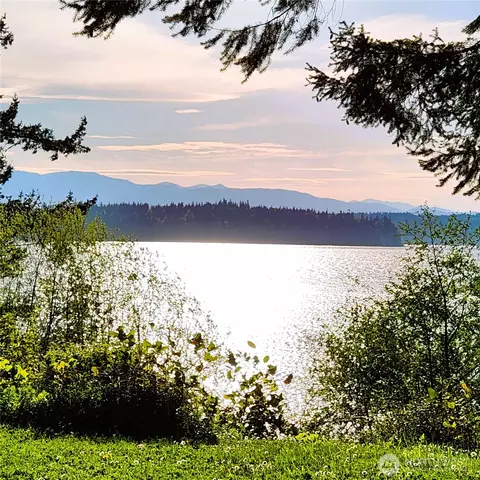 40199 Foulweather Bluff Rd NE, Hansville, WA 98340