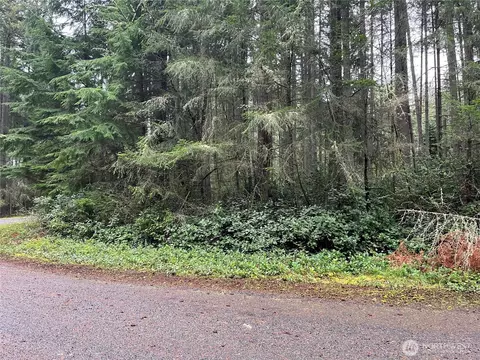 9711 129th Avenue Ct, Anderson Island, WA 98303