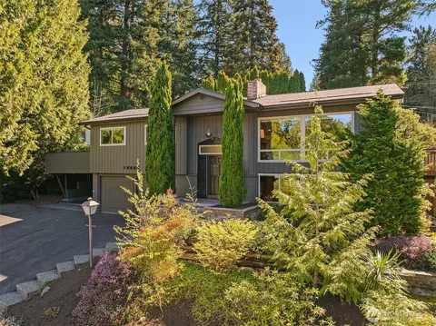 19504 36th Ave NE, Lake Forest Park, WA 98155