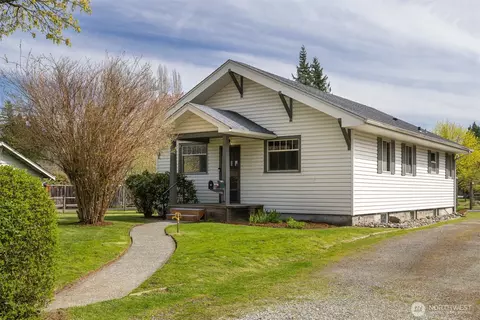 1311 E Maplewood Ave, Bellingham, WA 98225