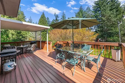 Exterior - 21019 47th Dr SE, Bothell, WA 98021 photo 2 of 4