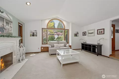 Living - 21019 47th Dr SE, Bothell, WA 98021 photo 2 of 3