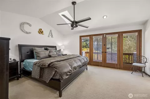 Bedroom - 21019 47th Dr SE, Bothell, WA 98021 photo 1 of 6