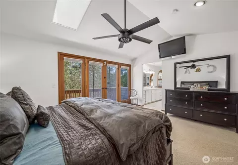 Bedroom - 21019 47th Dr SE, Bothell, WA 98021 photo 2 of 6