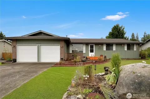 1465 Hillspring Rd, Bellingham, WA 98226