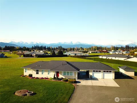 435 Livengood Ln, Sequim, WA 98382