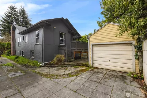 1302 N 77th St, Seattle, WA 98103 photo 24