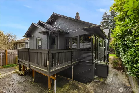 1302 N 77th St, Seattle, WA 98103 photo 23
