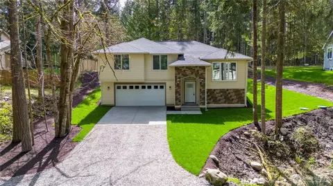 22221 Bluewater Dr SE, Yelm, WA 98597