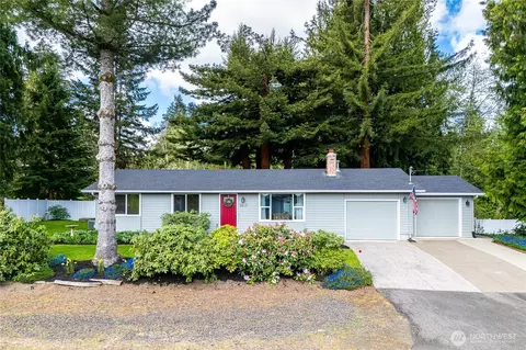 7417 Lakeside St SW, Olympia, WA 98512
