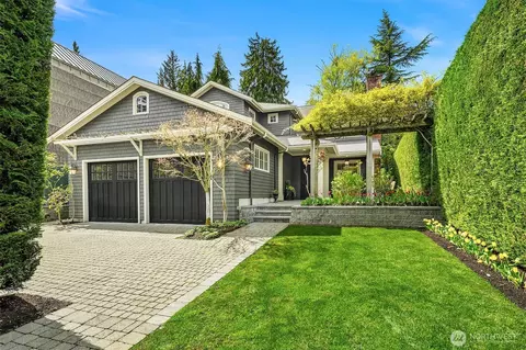 1655 Broadmoor Dr E, Seattle, WA 98112